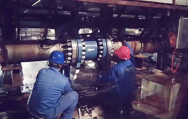 Electromagnetic flowmeter in pipe