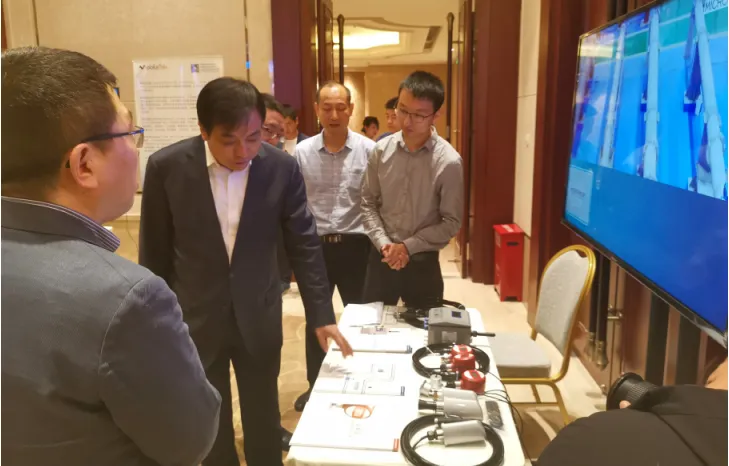 Municipal leaders of Baoji city visited Micro Sensor booth