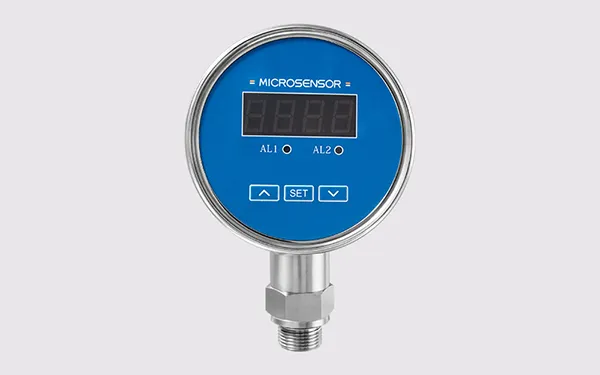 pressure transmitting controller