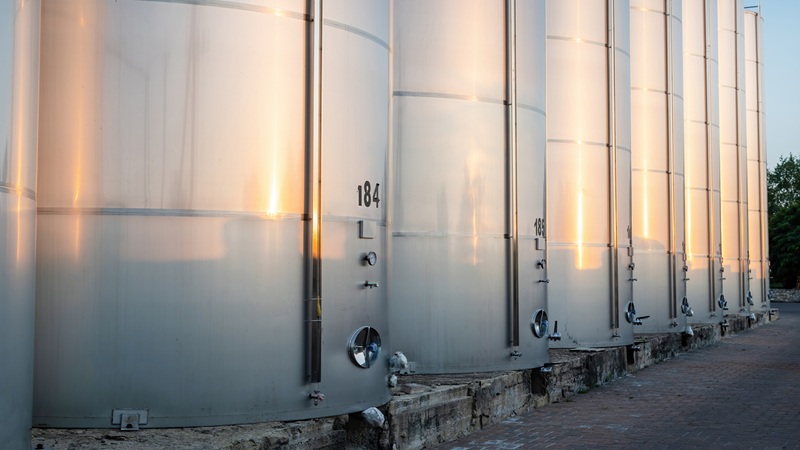 storage tanks pressure measurement